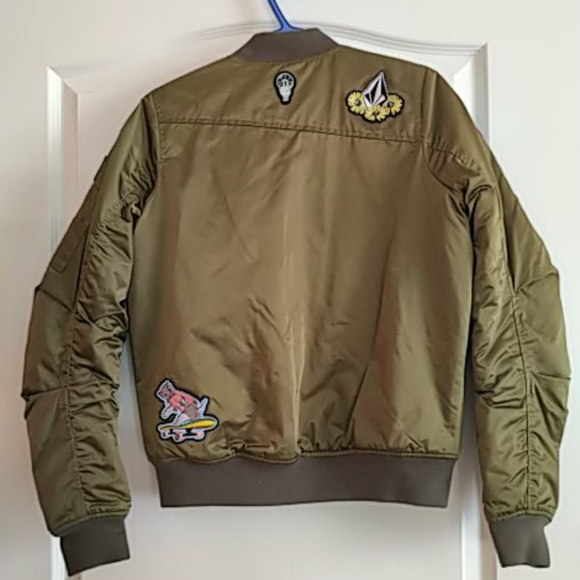 Volcom bomber jacket! - Picture 2 of 9